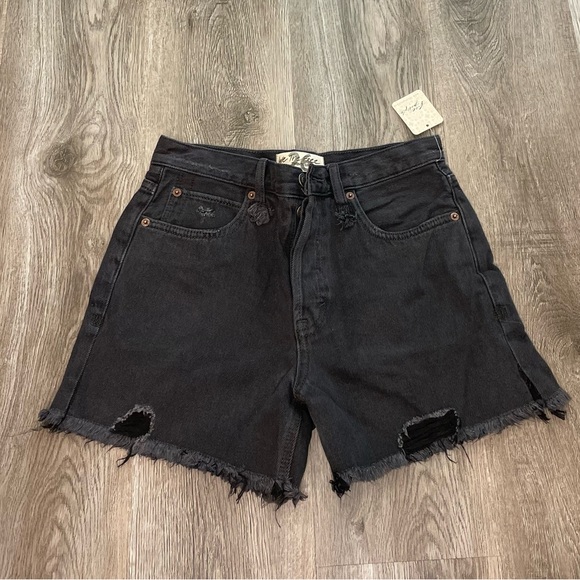 FREE PEOPLE Makai Cut Off Shorts size 26 black - Picture 7 of 9